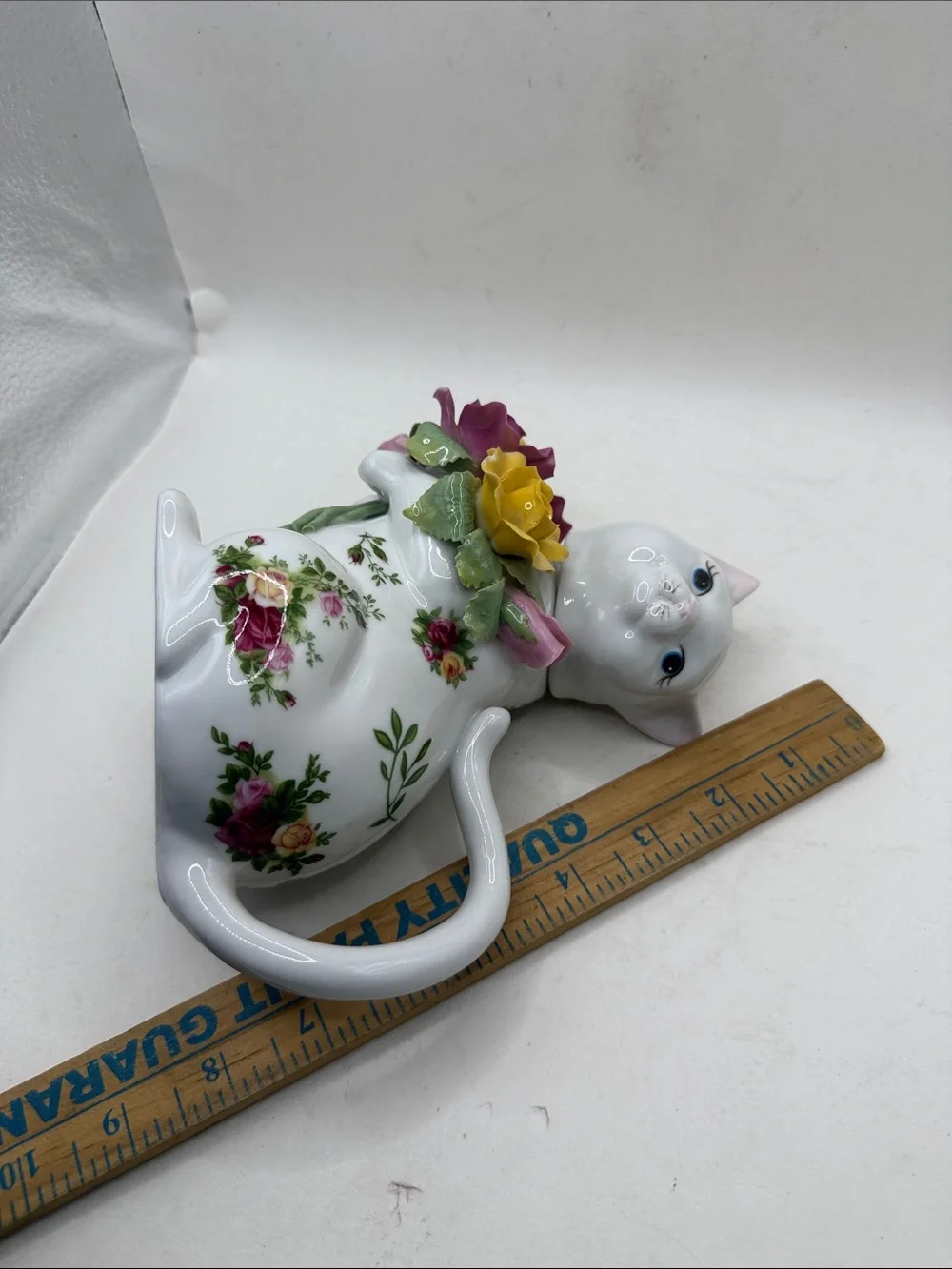 Royal Albert Old Country Roses Cat Figurine Vase Pitcher Porcelain Kitty Flowers